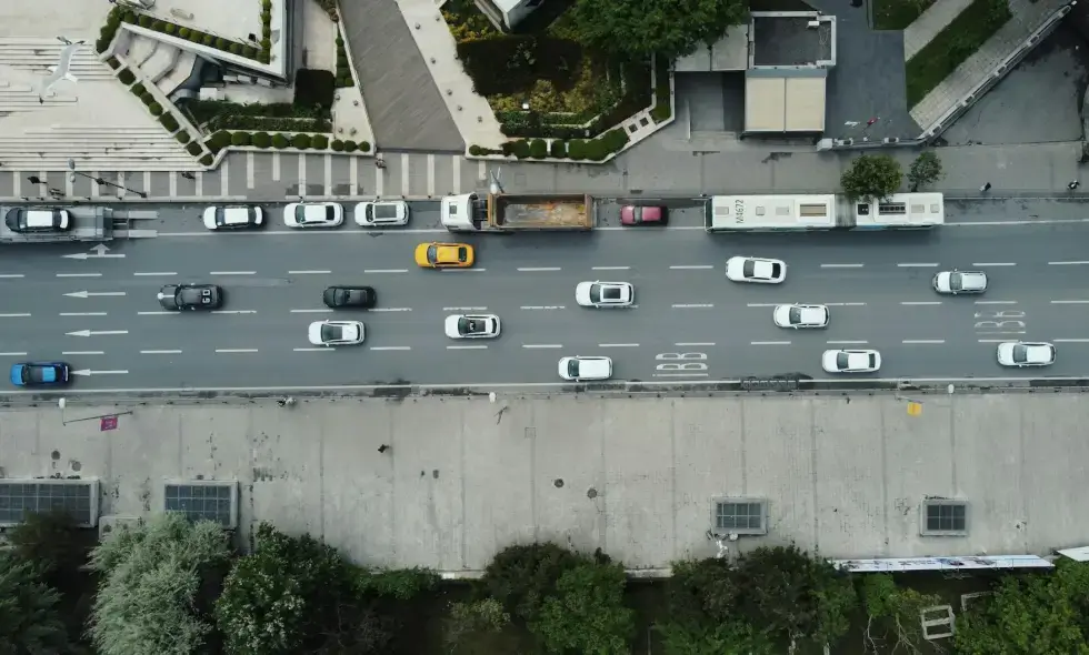 Erwarten Sie ab Montag eine weitere Verschlechterung der ohnehin schon schlechten Verkehrssituation auf der von Záhorská Ves ausgehenden Straße D2.